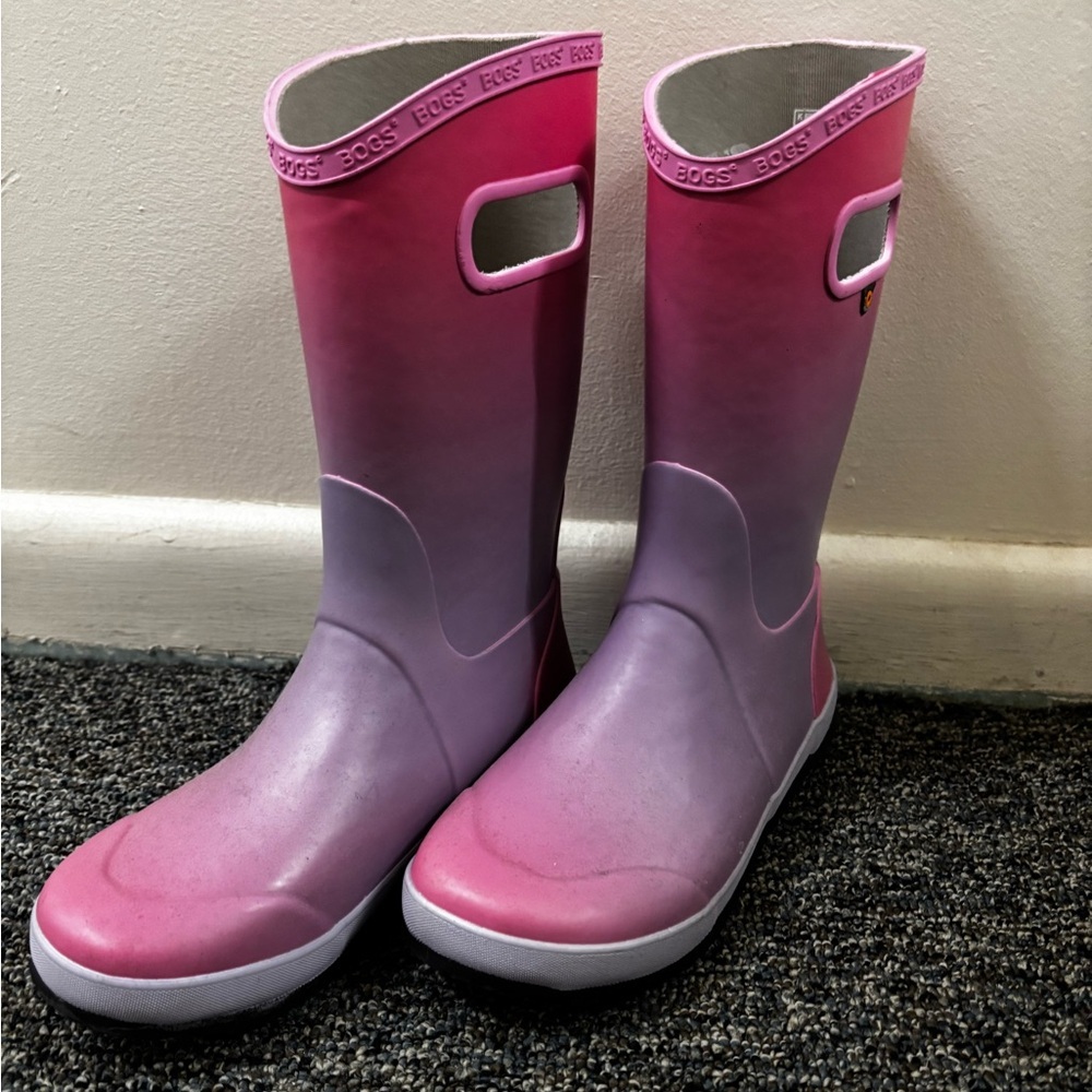 BOGS Kids Ombre Rain Boots Youth 6 – Pink Purple Waterproof Rubber Boots - Picture 2 of 12